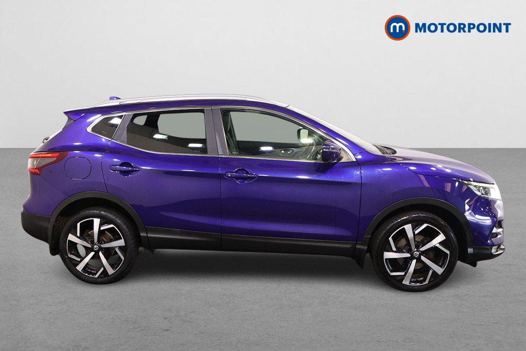 Nissan Qashqai Tekna-Plus Automatic Diesel SUV - Stock Number (1565916) - Drivers side