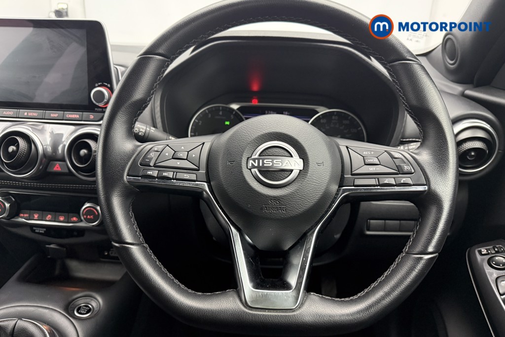 Nissan Juke N-Connecta Manual Petrol SUV - Stock Number (1566108) - 5th supplementary image