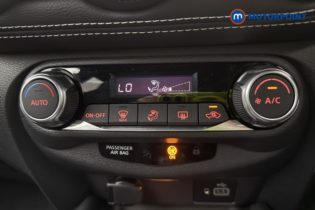 Nissan Juke N-Connecta Manual Petrol SUV - Stock Number (1566108) - 16th supplementary image