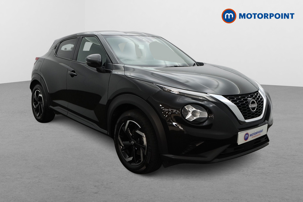Nissan Juke N-Connecta Manual Petrol SUV - Stock Number (1566108) - Drivers side front corner