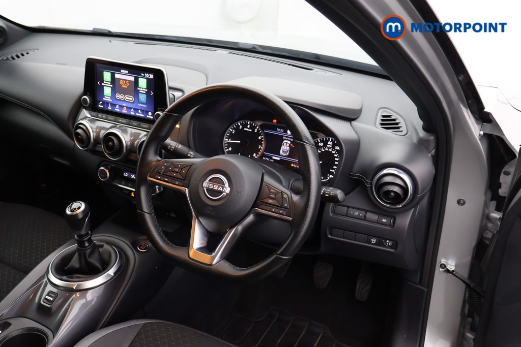 Nissan Juke N-Connecta Manual Petrol SUV - Stock Number (1566122) - 10th supplementary image