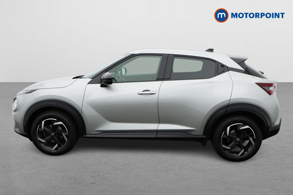 Nissan Juke N-Connecta Manual Petrol SUV - Stock Number (1566122) - Passenger side