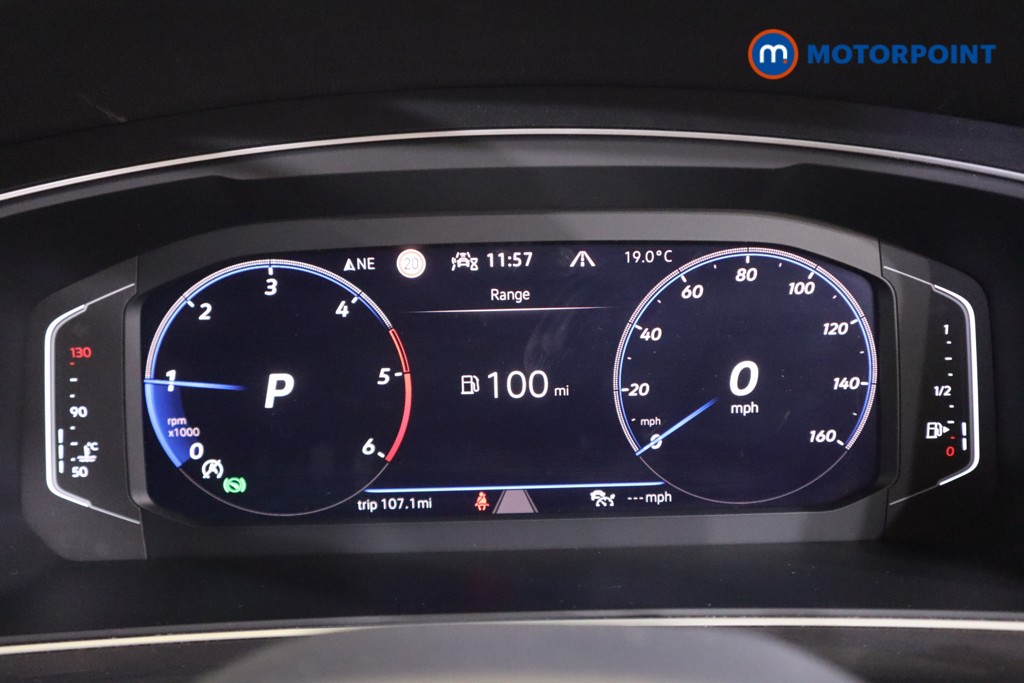 Volkswagen Tiguan R-Line Automatic Diesel SUV - Stock Number (1566267) - 4th supplementary image