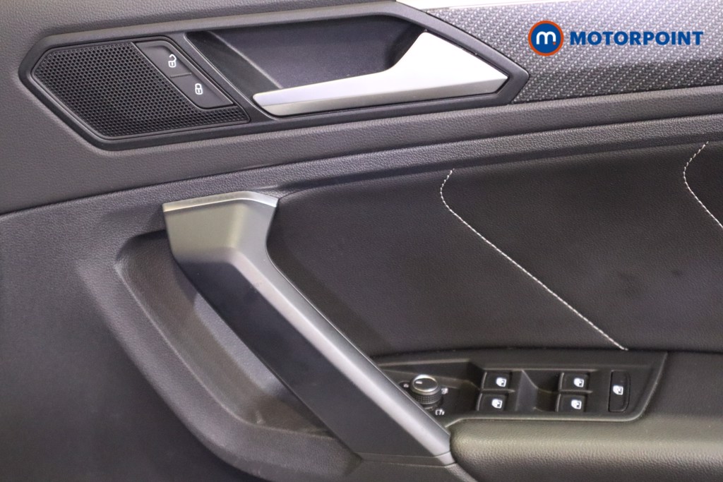 Volkswagen Tiguan R-Line Automatic Diesel SUV - Stock Number (1566267) - 14th supplementary image