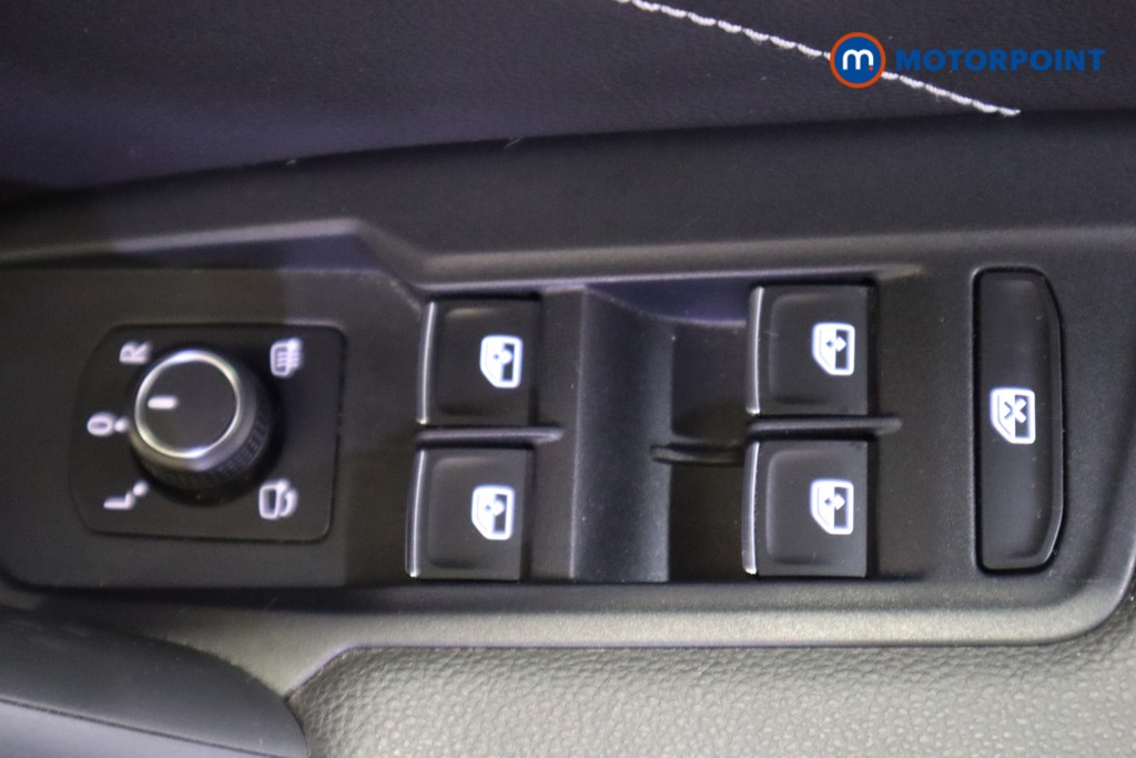Volkswagen Tiguan R-Line Automatic Diesel SUV - Stock Number (1566267) - 15th supplementary image