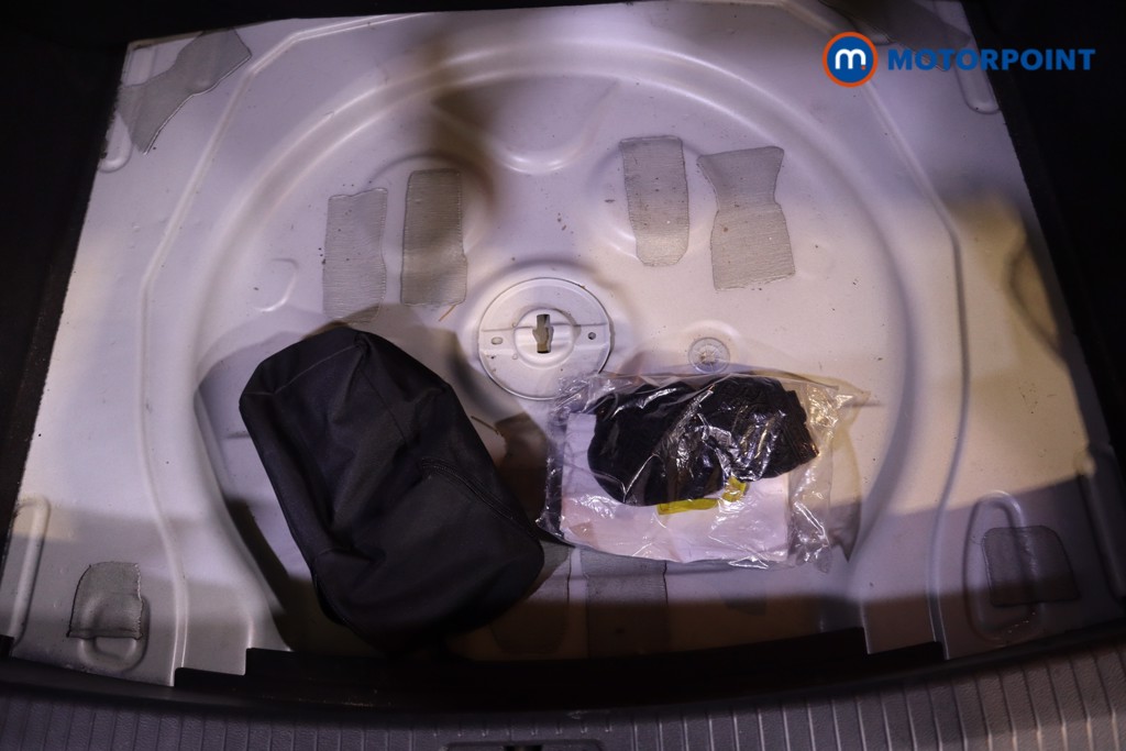 Volkswagen Tiguan R-Line Automatic Diesel SUV - Stock Number (1566267) - 29th supplementary image