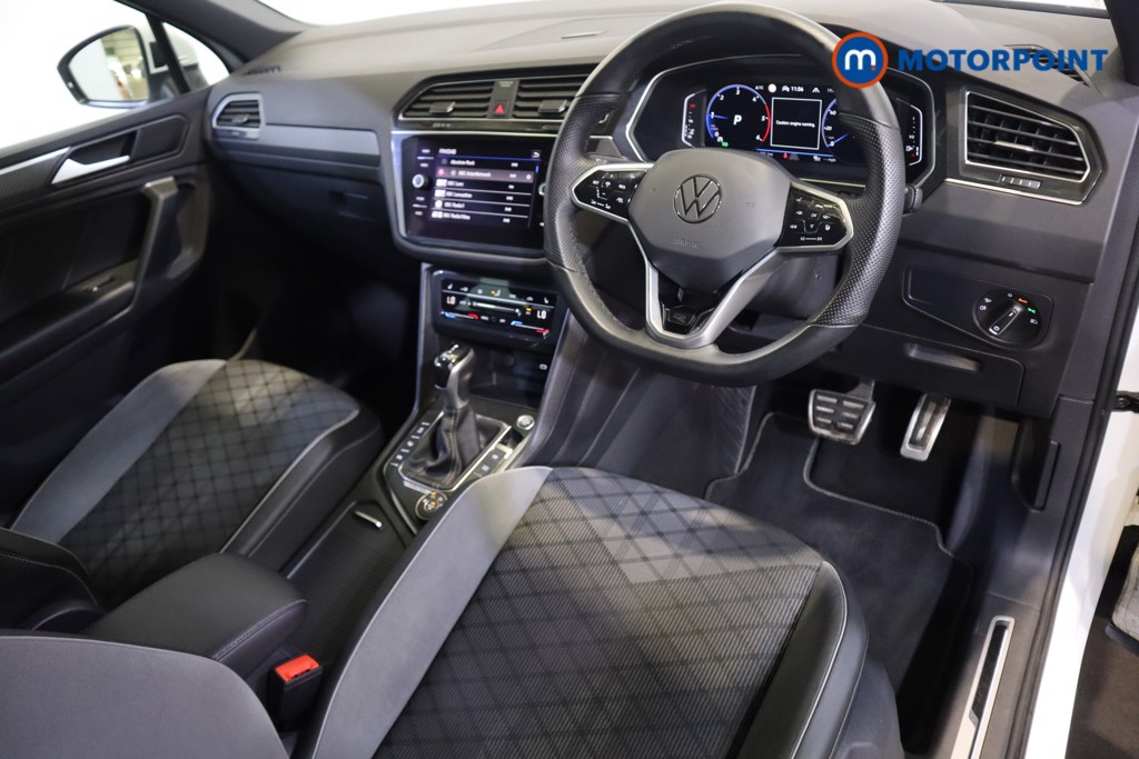 Volkswagen Tiguan R-Line Automatic Diesel SUV - Stock Number (1566267) - 1st supplementary image