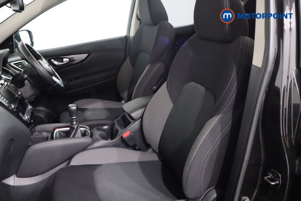 Nissan Qashqai N-Connecta Manual Petrol SUV - Stock Number (1566272) - 4th supplementary image