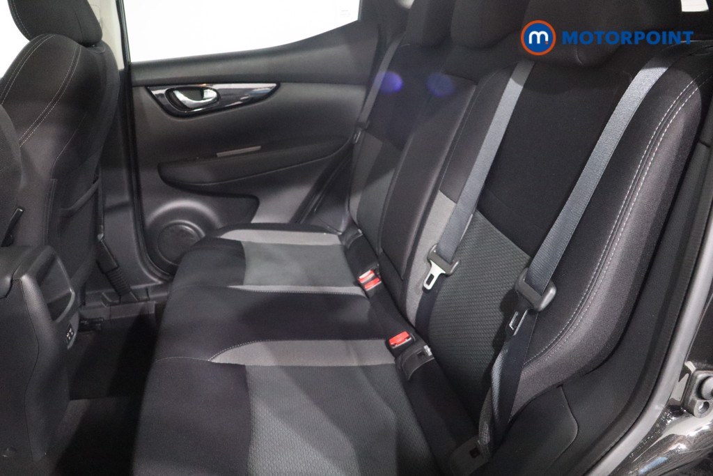 Nissan Qashqai N-Connecta Manual Petrol SUV - Stock Number (1566272) - 5th supplementary image