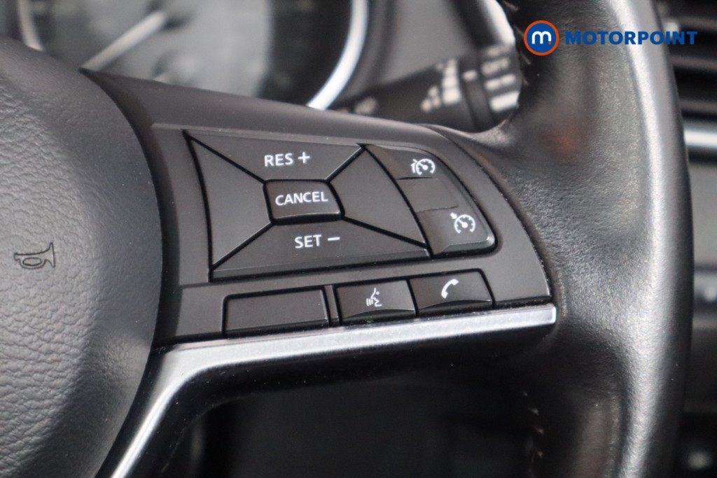 Nissan Qashqai N-Connecta Manual Petrol SUV - Stock Number (1566272) - 8th supplementary image