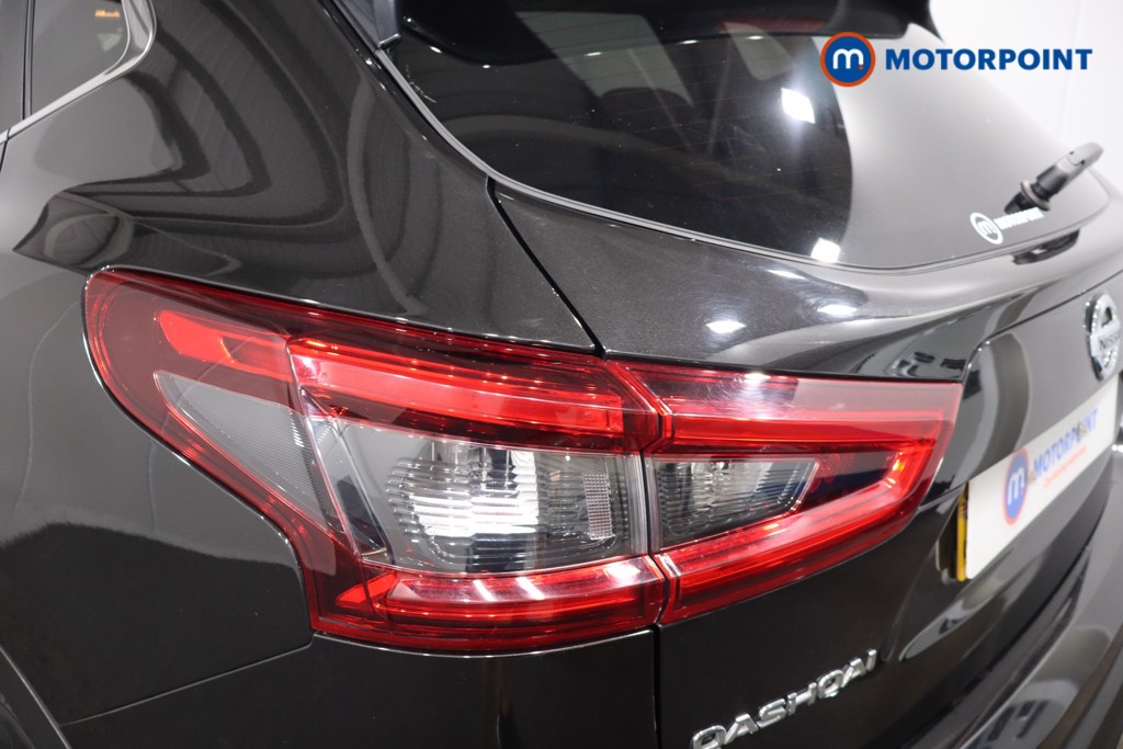 Nissan Qashqai N-Connecta Manual Petrol SUV - Stock Number (1566272) - 33rd supplementary image