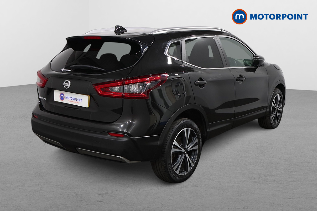 Nissan Qashqai N-Connecta Manual Petrol SUV - Stock Number (1566272) - Drivers side rear corner