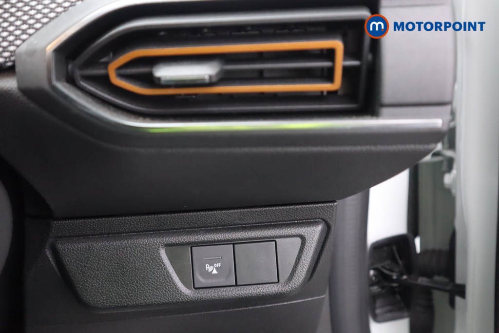 Dacia Sandero Stepway Comfort Manual Petrol Hatchback - Stock Number (1566370) - 7th supplementary image