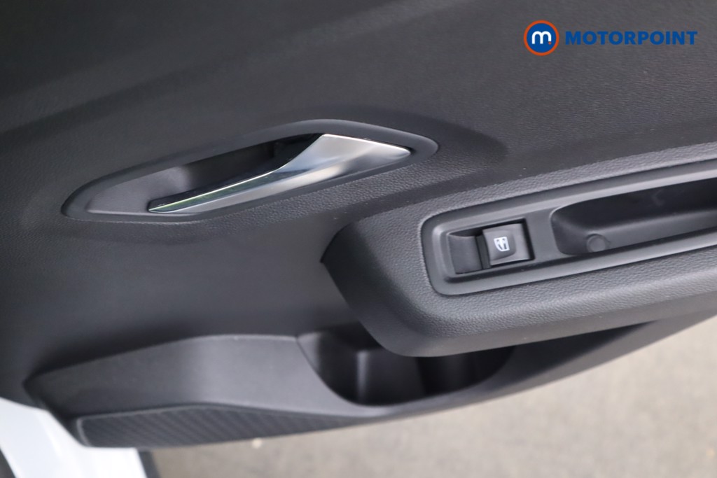 Dacia Sandero Stepway Comfort Manual Petrol Hatchback - Stock Number (1566370) - 15th supplementary image