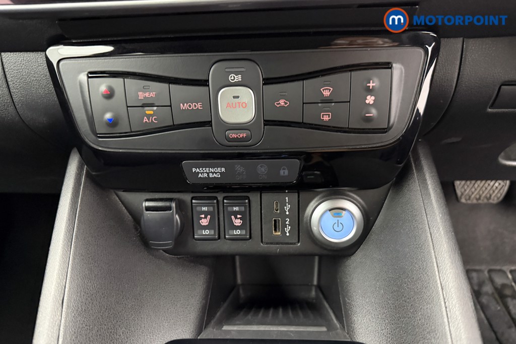 Nissan Leaf N-Connecta Automatic Electric Hatchback - Stock Number (1566927) - 11th supplementary image