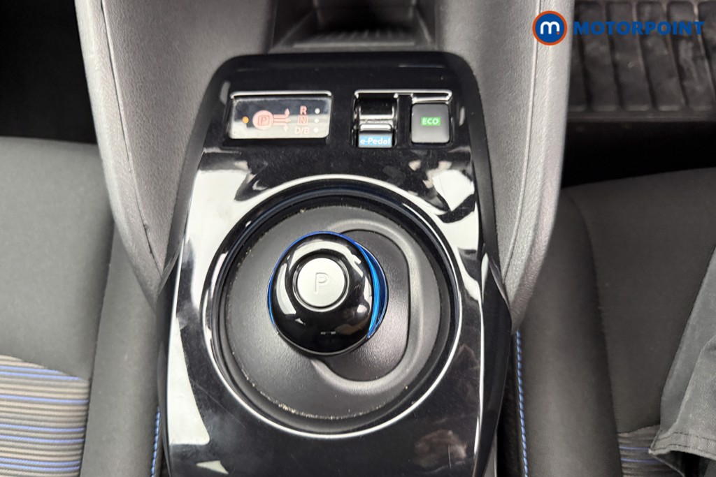 Nissan Leaf N-Connecta Automatic Electric Hatchback - Stock Number (1566927) - 13th supplementary image