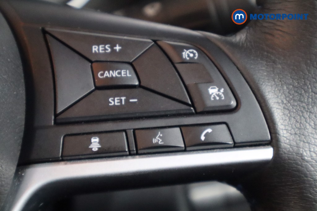 Nissan Leaf N-Connecta Automatic Electric Hatchback - Stock Number (1566936) - 8th supplementary image