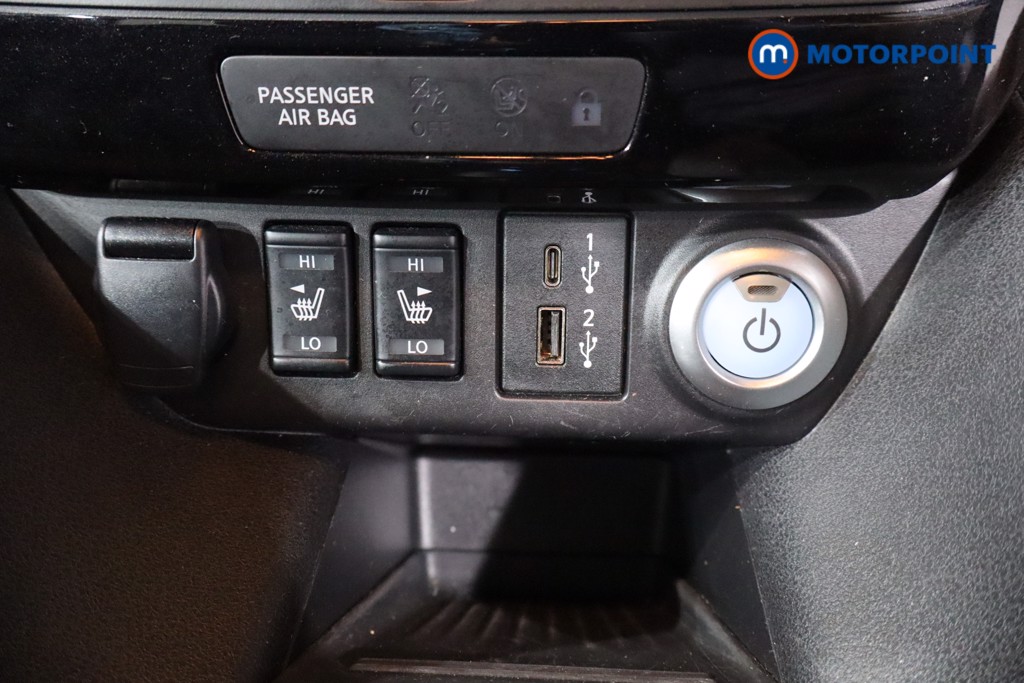 Nissan Leaf N-Connecta Automatic Electric Hatchback - Stock Number (1566936) - 17th supplementary image