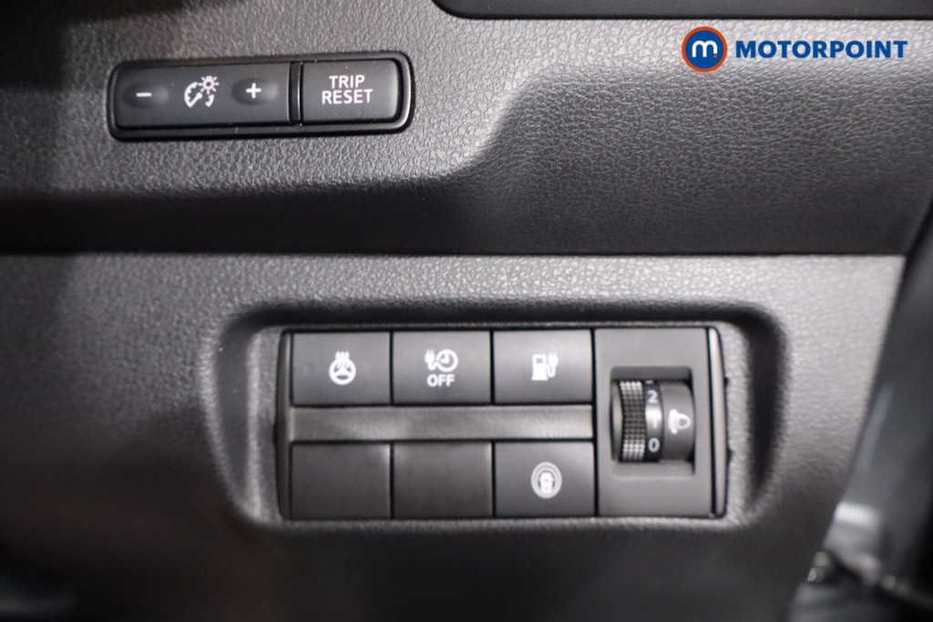 Nissan Leaf N-Connecta Automatic Electric Hatchback - Stock Number (1566936) - 18th supplementary image
