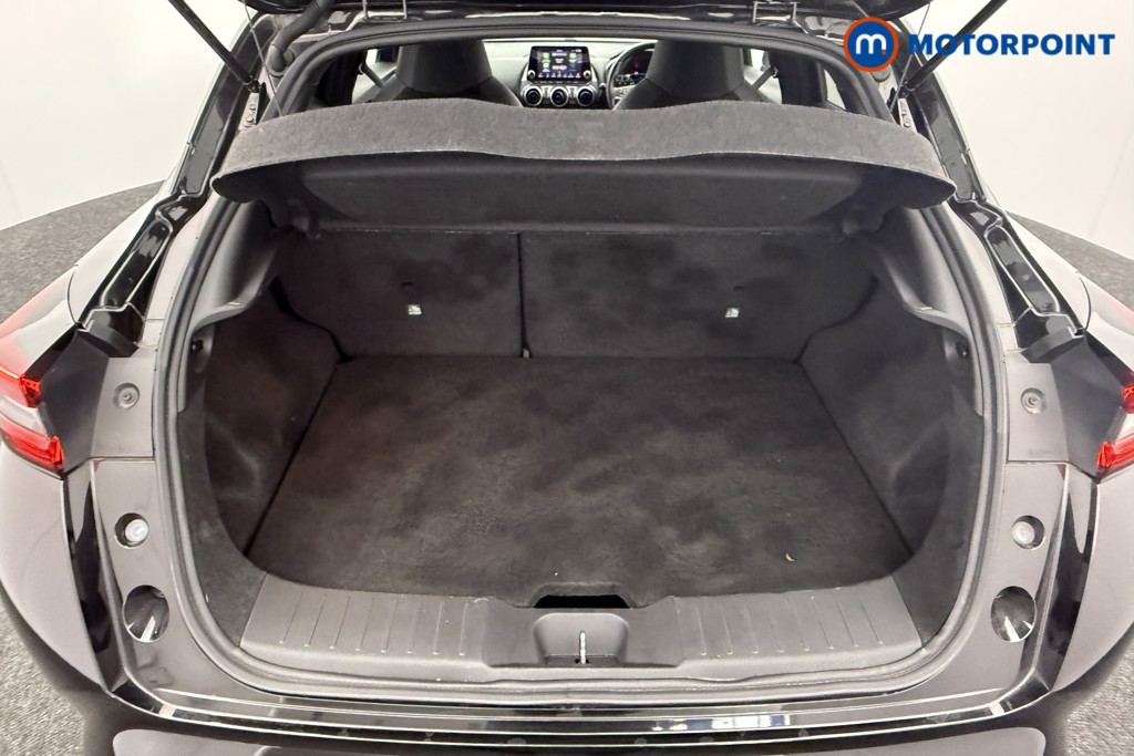 Nissan Juke N-Connecta Manual Petrol SUV - Stock Number (1566956) - 25th supplementary image