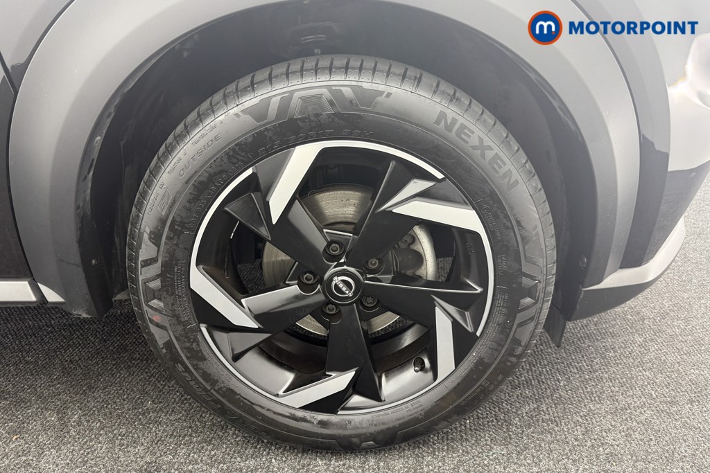 Nissan Juke N-Connecta Manual Petrol SUV - Stock Number (1566956) - 28th supplementary image