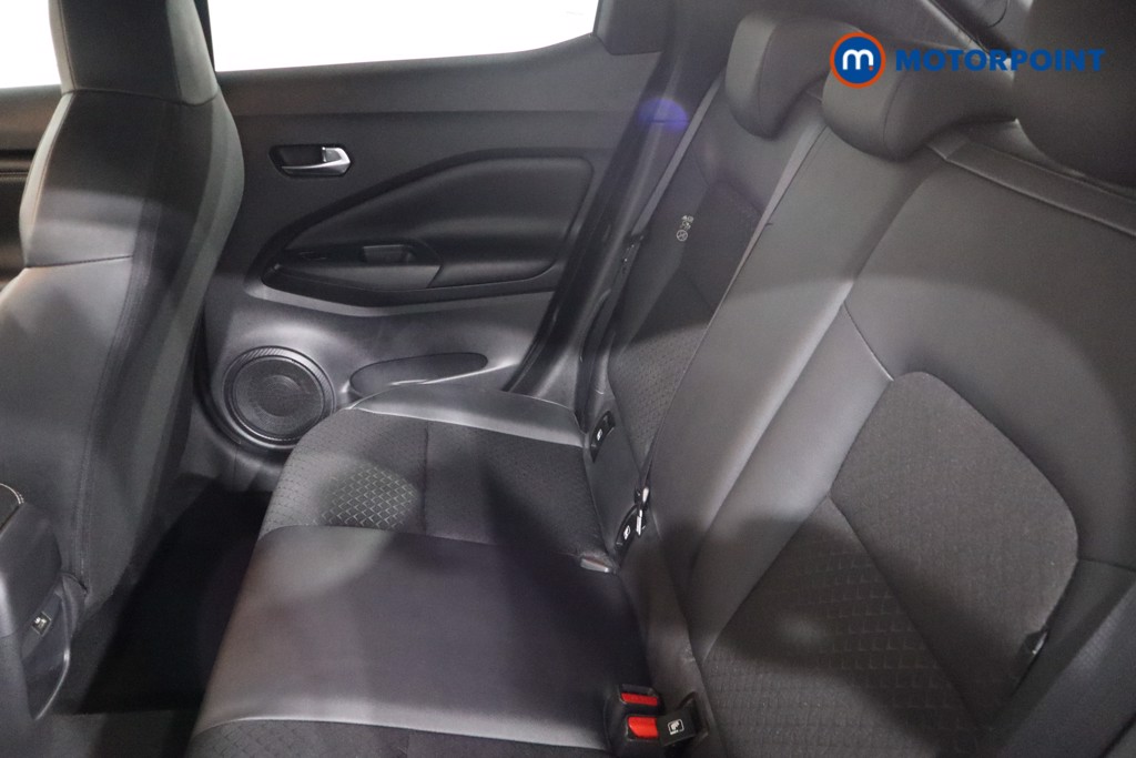 Nissan Juke N-Connecta Manual Petrol SUV - Stock Number (1566981) - 5th supplementary image