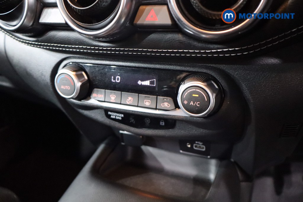 Nissan Juke N-Connecta Manual Petrol SUV - Stock Number (1566981) - 14th supplementary image