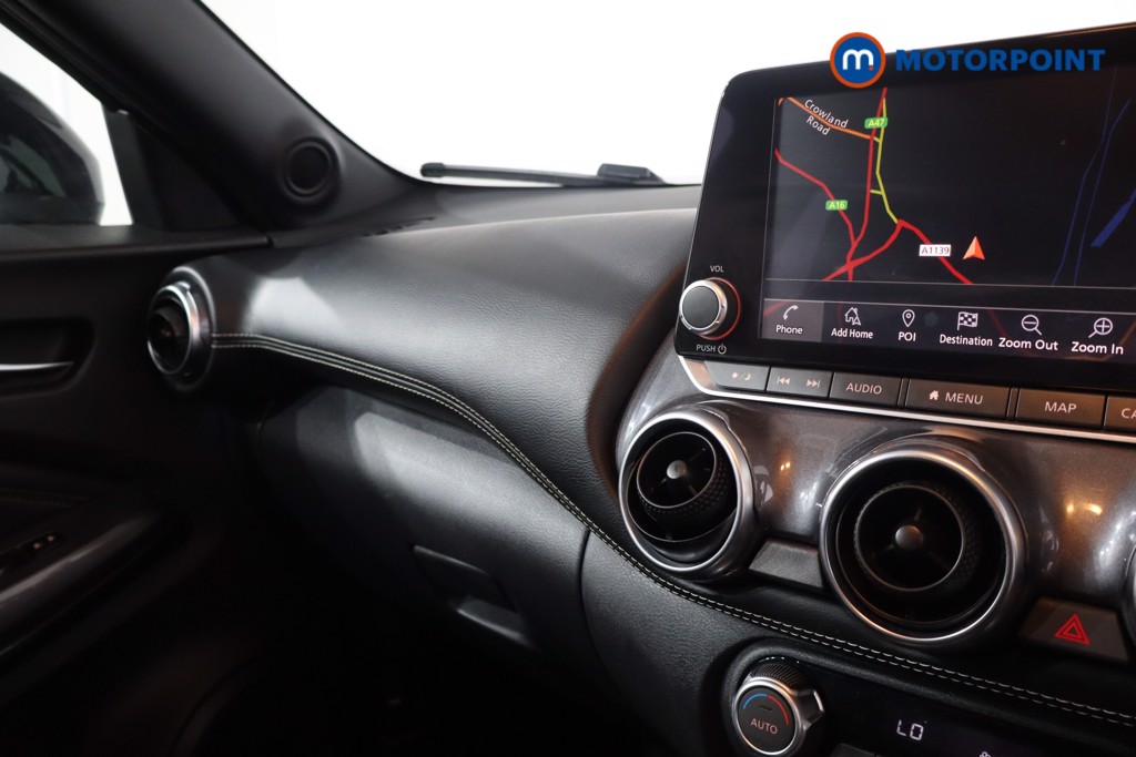Nissan Juke N-Connecta Manual Petrol SUV - Stock Number (1566981) - 17th supplementary image
