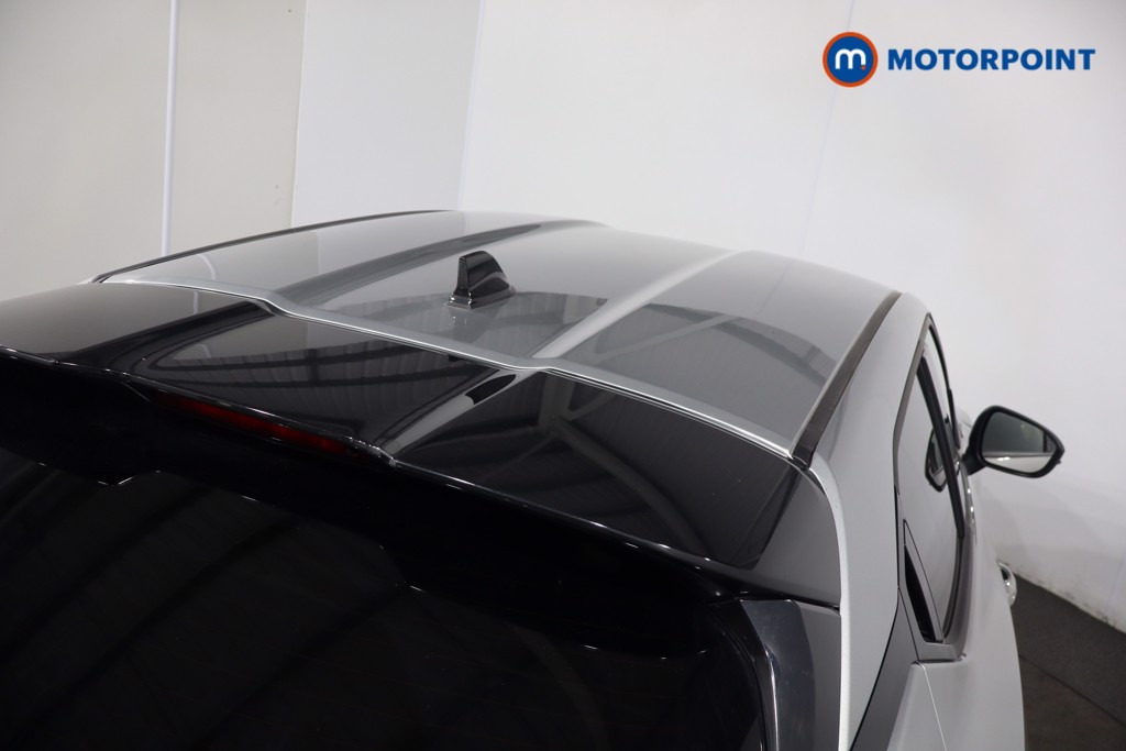 Nissan Juke N-Connecta Manual Petrol SUV - Stock Number (1566981) - 26th supplementary image