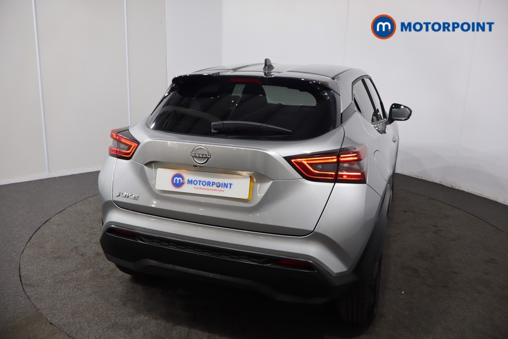 Nissan Juke N-Connecta Manual Petrol SUV - Stock Number (1566981) - 27th supplementary image