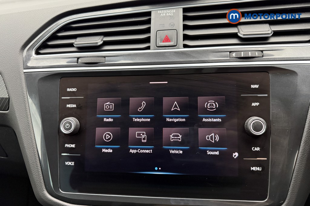 Volkswagen Tiguan R-Line Automatic Petrol SUV - Stock Number (1566993) - 5th supplementary image
