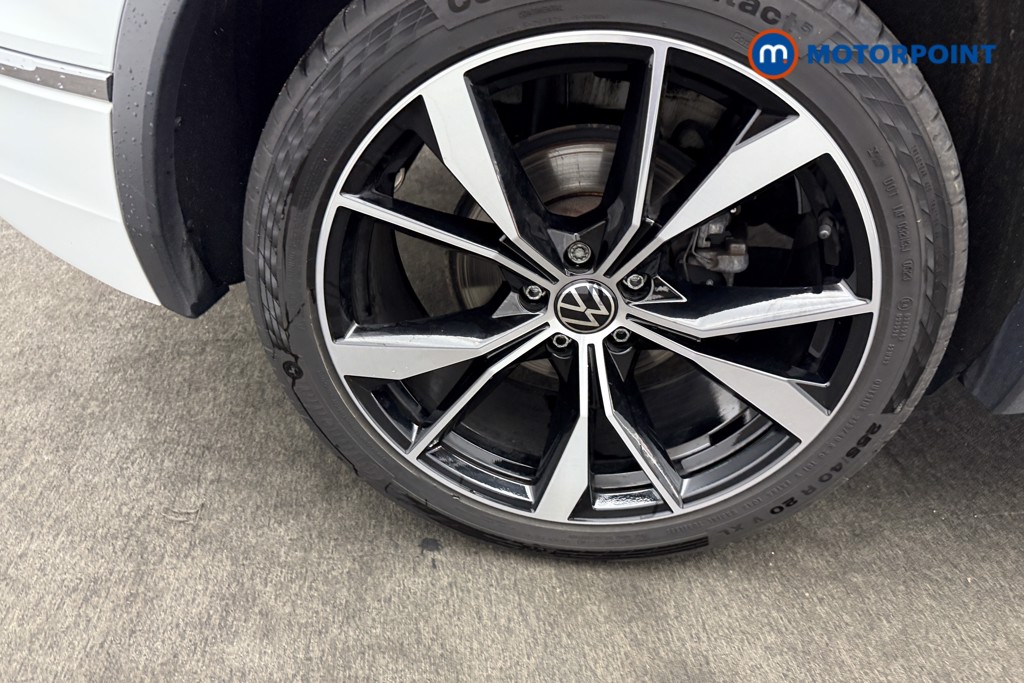 Volkswagen Tiguan R-Line Automatic Petrol SUV - Stock Number (1566993) - 17th supplementary image