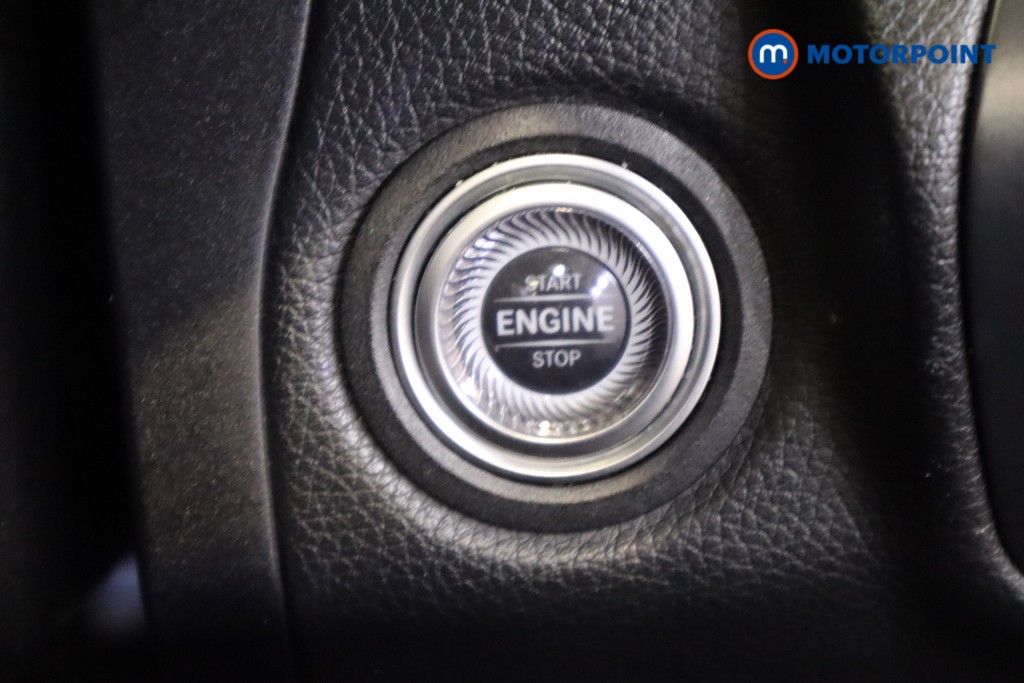 Mercedes-Benz C Class Amg Line Edition Automatic Diesel Convertible - Stock Number (1567087) - 19th supplementary image