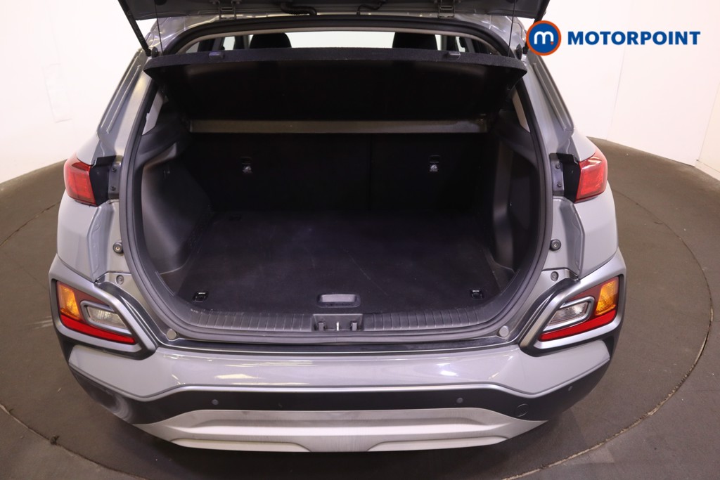 Hyundai Kona Premium Automatic Petrol-Electric Hybrid SUV - Stock Number (1567262) - 8th supplementary image