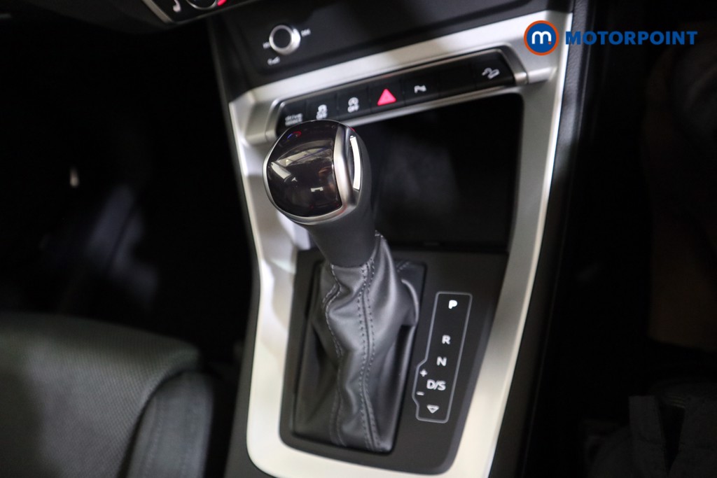Audi Q3 Sport Automatic Petrol SUV - Stock Number (1567791) - 9th supplementary image
