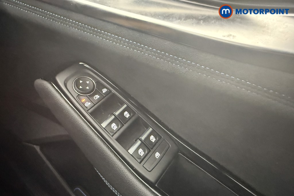 Renault Austral Iconic Esprit Alpine Automatic Petrol-Electric Hybrid SUV - Stock Number (1567822) - 12th supplementary image