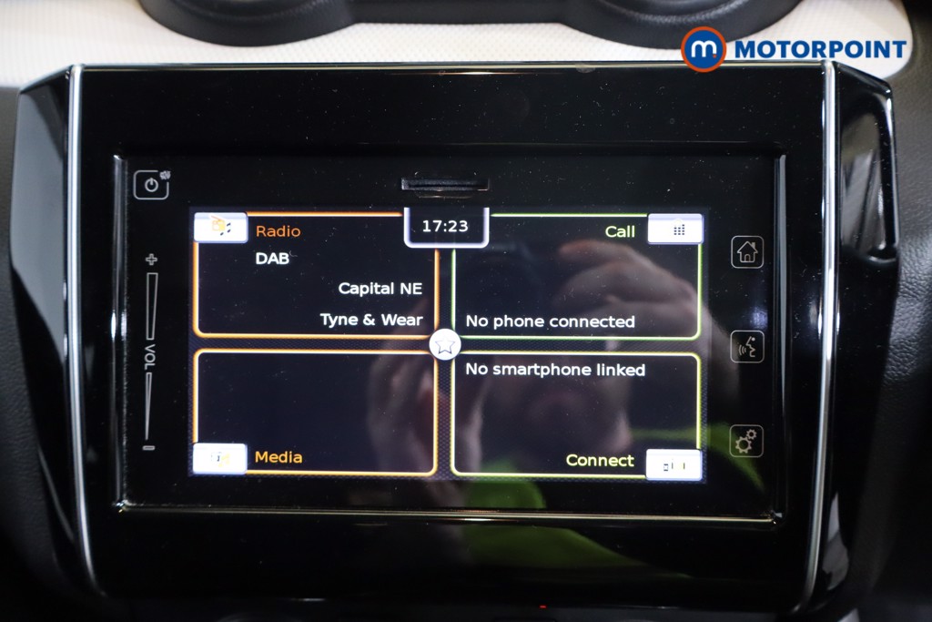 Suzuki Swift Sz-L Manual Petrol-Electric Hybrid Hatchback - Stock Number (1568167) - 4th supplementary image