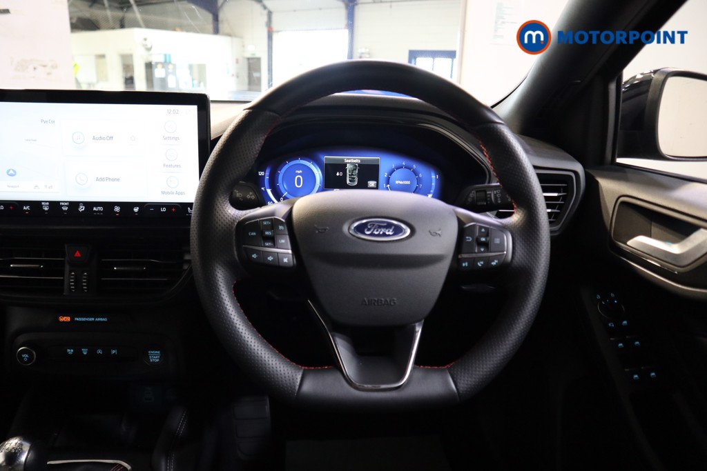Ford Focus St-Line Vignale Manual Petrol-Electric Hybrid Hatchback - Stock Number (1568263) - 2nd supplementary image