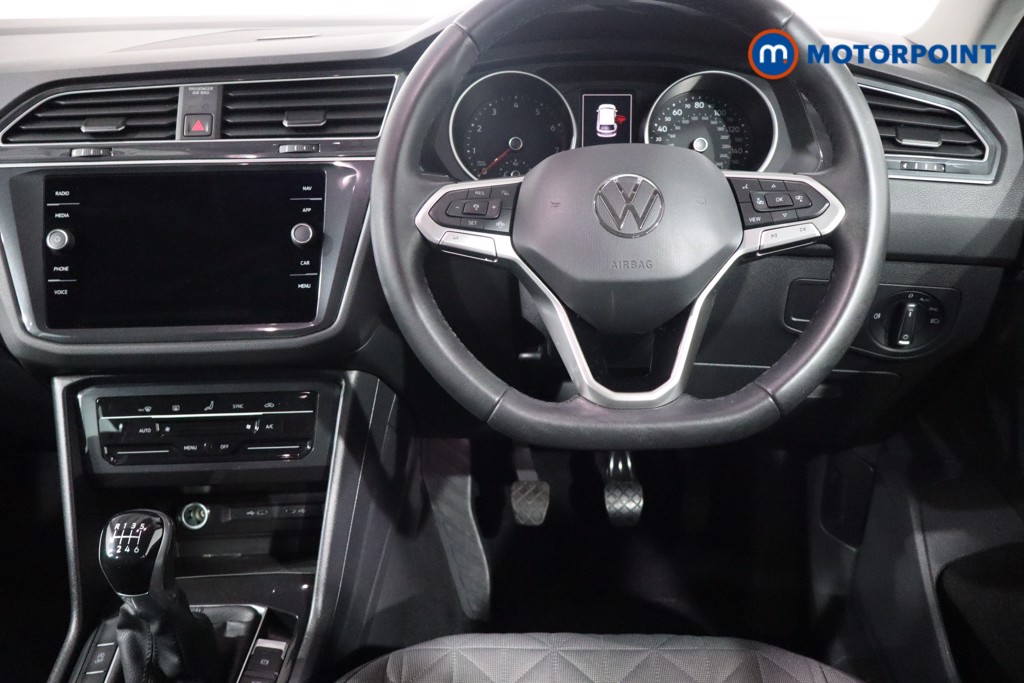 Volkswagen Tiguan Life Manual Petrol SUV - Stock Number (1568810) - 3rd supplementary image