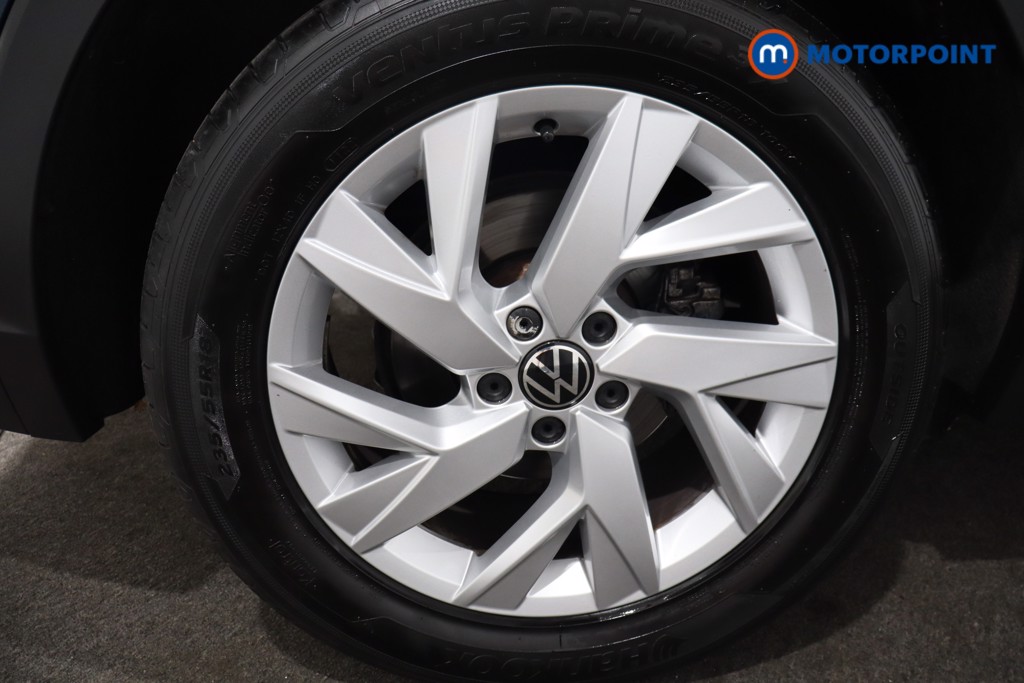 Volkswagen Tiguan Life Manual Petrol SUV - Stock Number (1568810) - 9th supplementary image