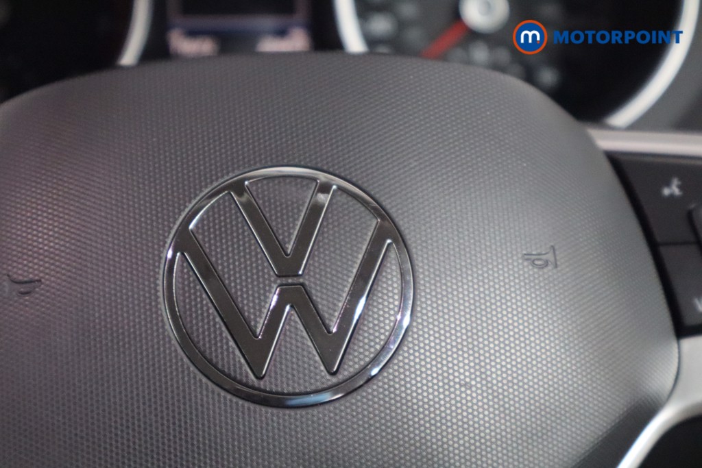 Volkswagen Tiguan Life Manual Petrol SUV - Stock Number (1568810) - 20th supplementary image