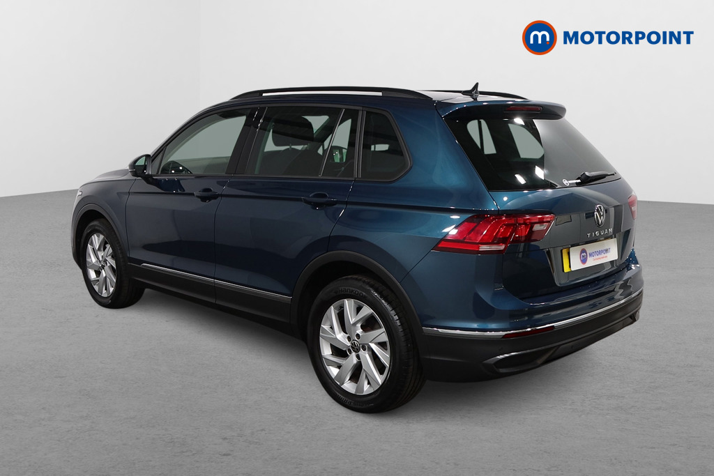 Volkswagen Tiguan Life Manual Petrol SUV - Stock Number (1568810) - Passenger side rear corner