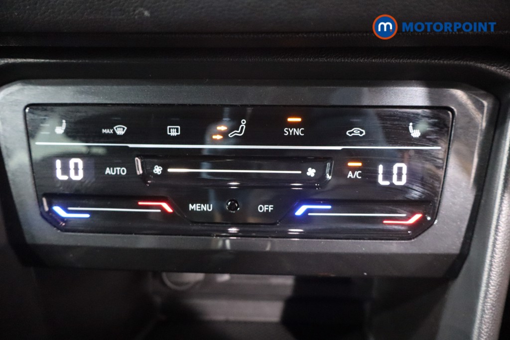 Volkswagen Tiguan R-Line Automatic Petrol SUV - Stock Number (1569248) - 16th supplementary image