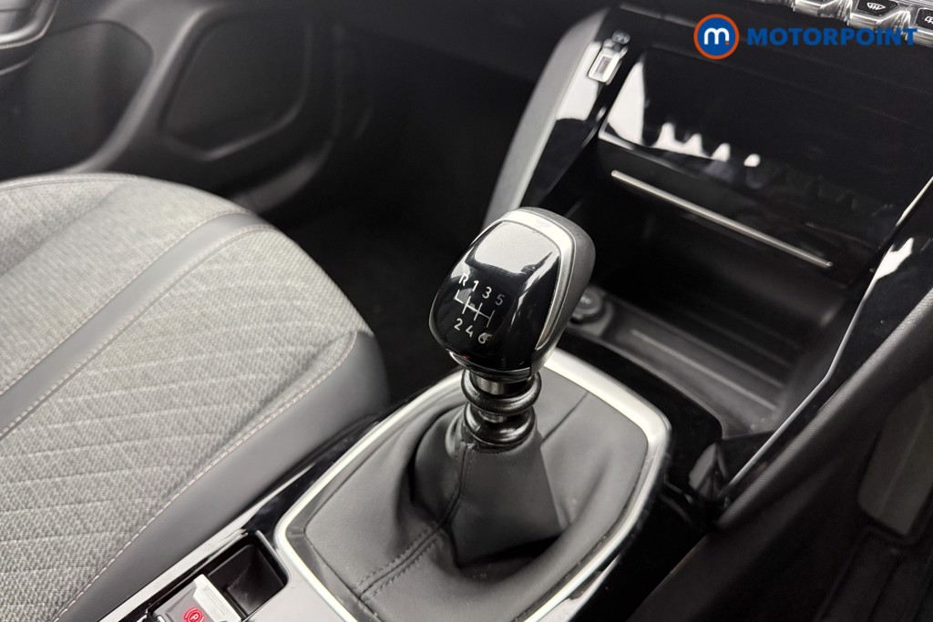 Peugeot 2008 Allure Manual Petrol SUV - Stock Number (1569389) - 6th supplementary image