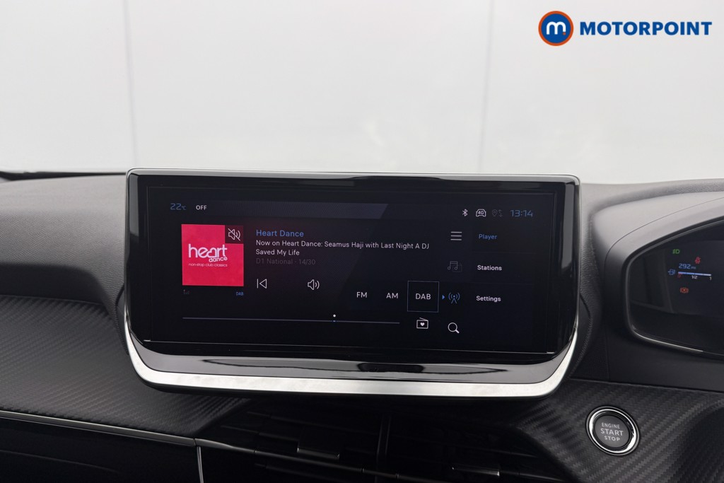 Peugeot 2008 Allure Manual Petrol SUV - Stock Number (1569389) - 12th supplementary image