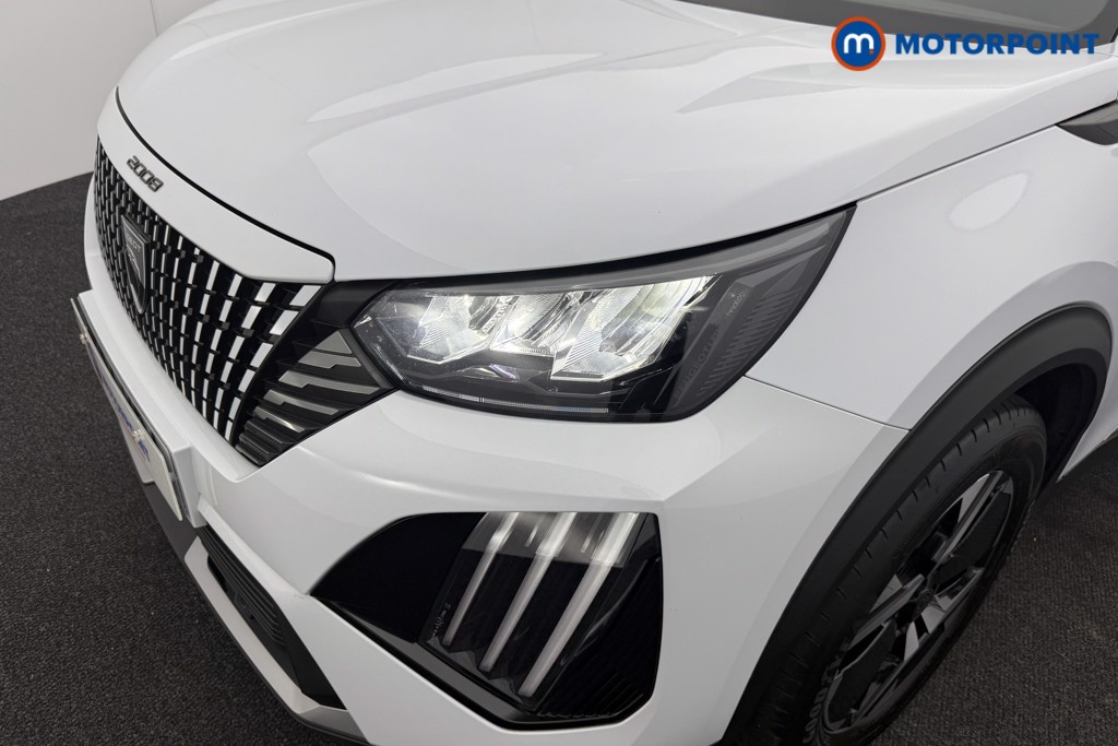 Peugeot 2008 Allure Manual Petrol SUV - Stock Number (1569389) - 17th supplementary image