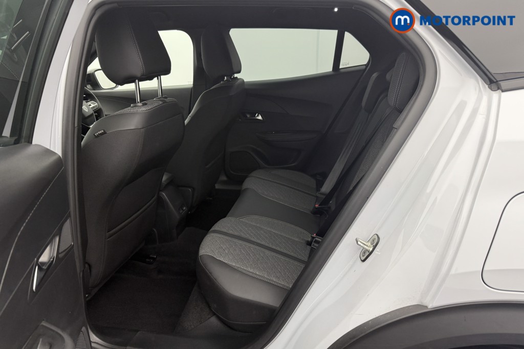 Peugeot 2008 Allure Manual Petrol SUV - Stock Number (1569389) - 21st supplementary image
