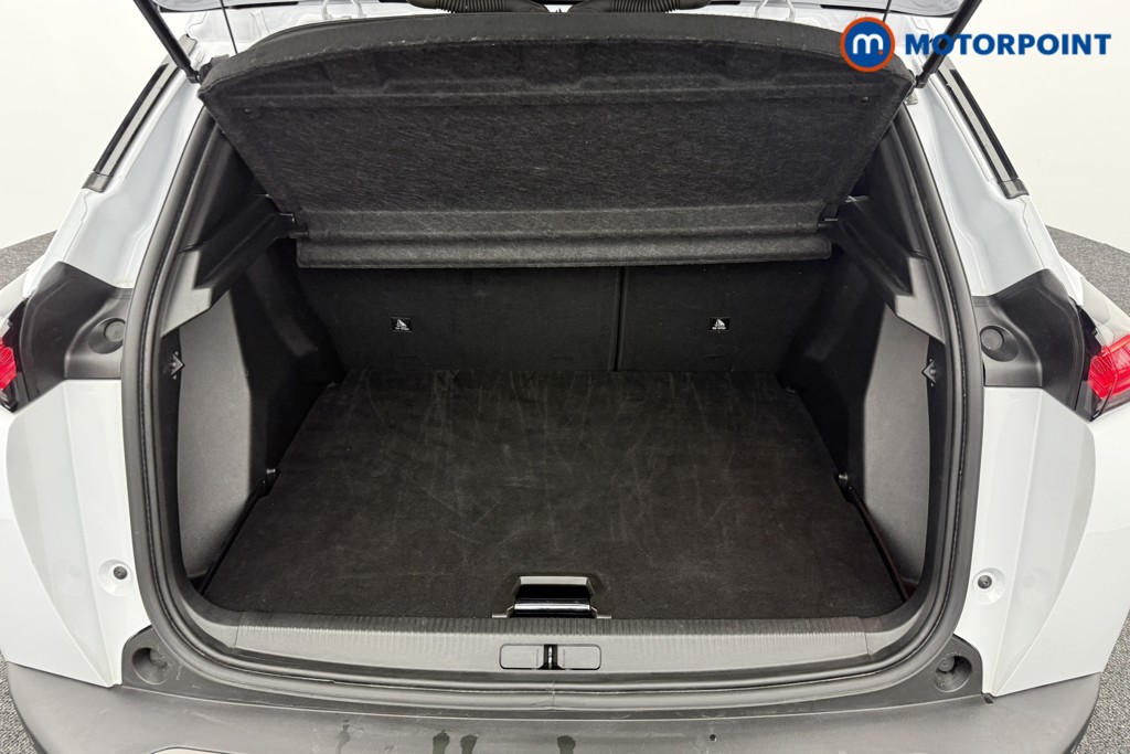 Peugeot 2008 Allure Manual Petrol SUV - Stock Number (1569389) - 26th supplementary image