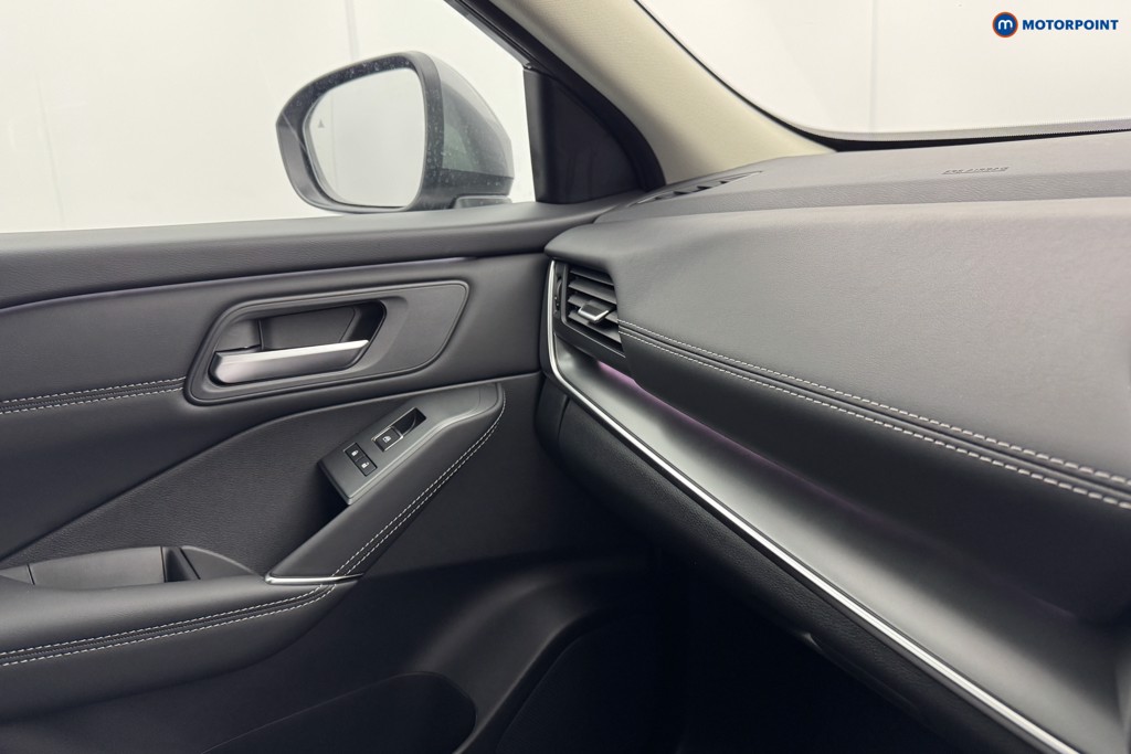 Nissan Qashqai N-Connecta Automatic Petrol SUV - Stock Number (1569445) - 18th supplementary image