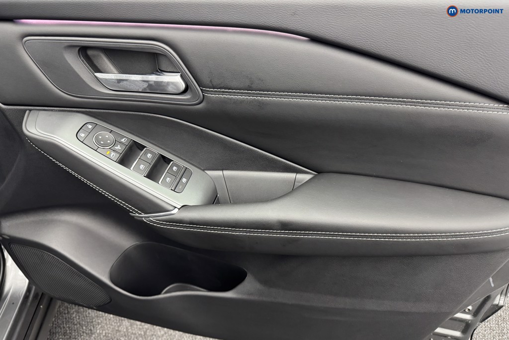 Nissan Qashqai N-Connecta Automatic Petrol SUV - Stock Number (1569445) - 22nd supplementary image